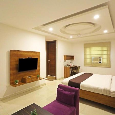 Hotel Urban Luxury Új-Delhi Kültér fotó