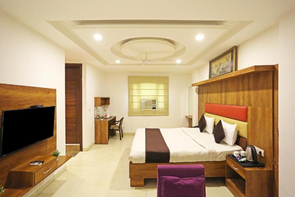 Hotel Urban Luxury Új-Delhi Kültér fotó